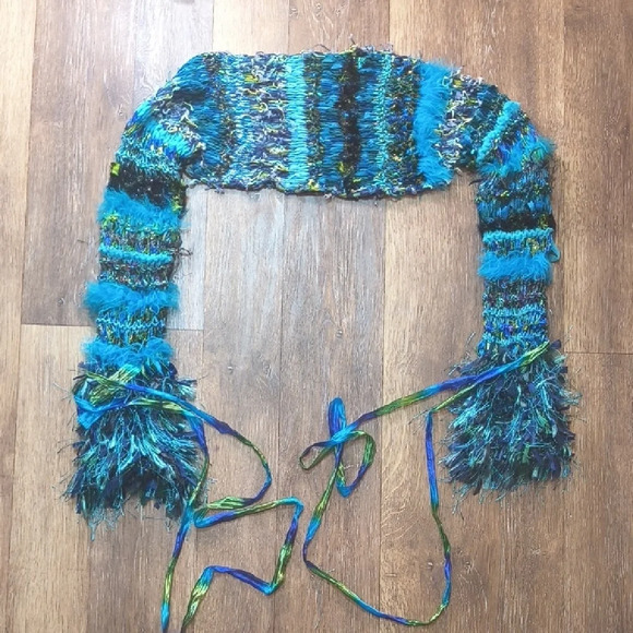 Blue and Green Hand Knitted Sleeves - Picture 6 of 6